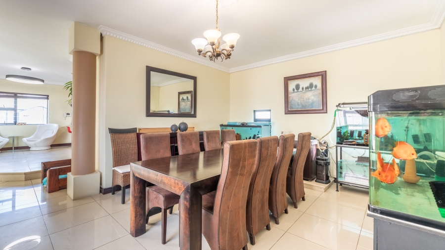 4 Bedroom Property for Sale in West Beach Western Cape